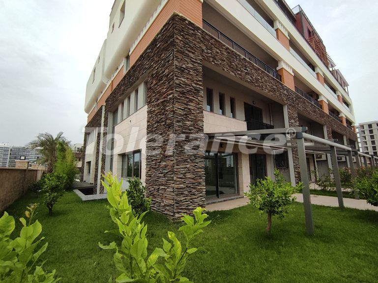 Apartment from the developer in Altıntaş, Antalya with pool - buy realty in Turkey - 107772