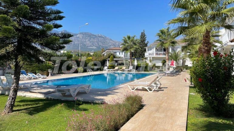 Apartment in Çamyuva, Kemer with pool - buy realty in Turkey - 111195