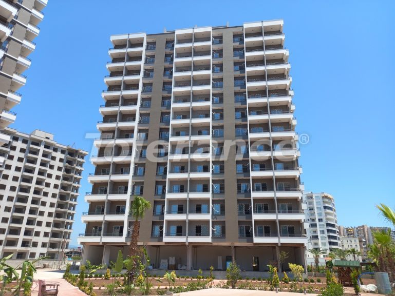 Apartment in Erdemli, Mersin with pool - buy realty in Turkey - 95213