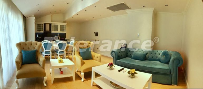 Apartment in Konyaaltı, Antalya with pool - buy realty in Turkey - 107613