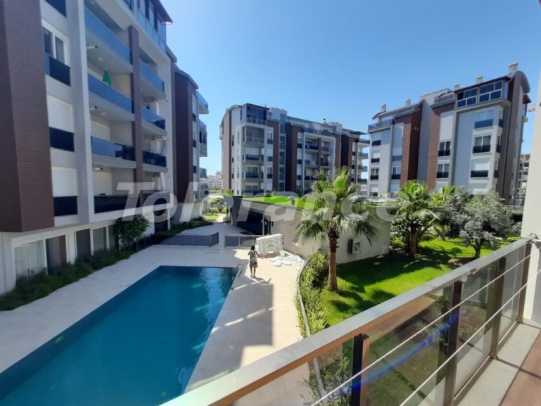 Apartment in Konyaaltı, Antalya with pool - buy realty in Turkey - 109040