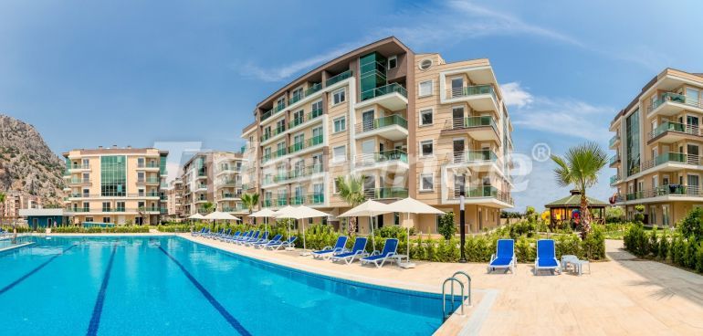 Apartment in Konyaaltı, Antalya with pool - buy realty in Turkey - 113540