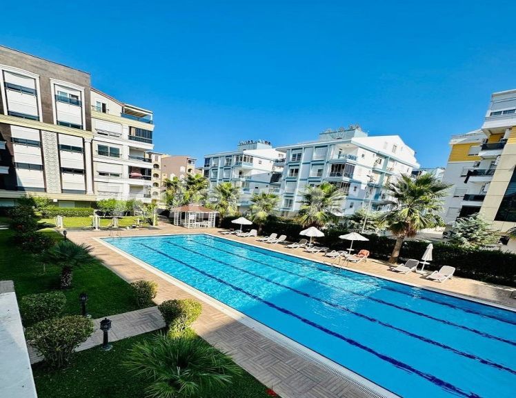 Apartment in Konyaaltı, Antalya with pool - buy realty in Turkey - 115009