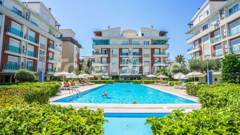 Apartment in Konyaalti, Antalya pool - buy realty in Turkey - 41882