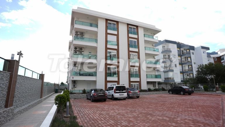 Apartment in Konyaaltı, Antalya with pool - buy realty in Turkey - 49771