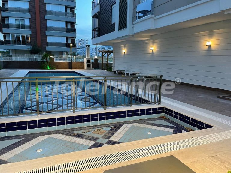 Apartment in Konyaaltı, Antalya with pool - buy realty in Turkey - 52843