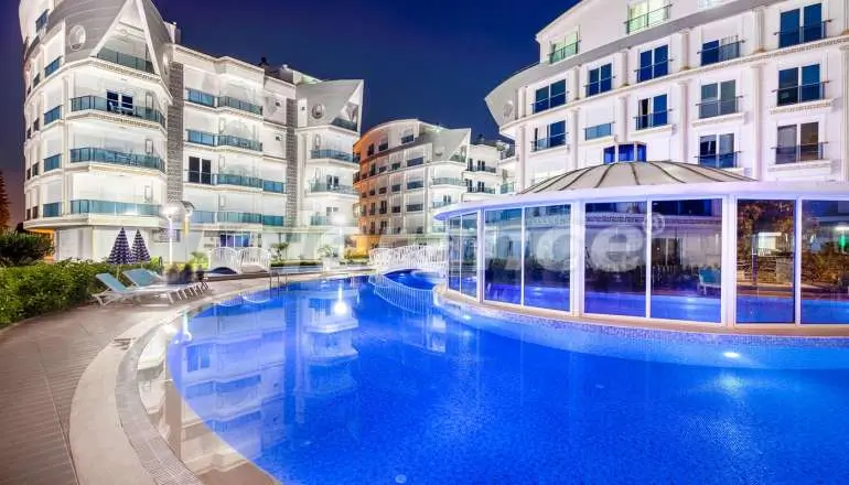 Apartment in Konyaaltı, Antalya with pool - buy realty in Turkey - 586