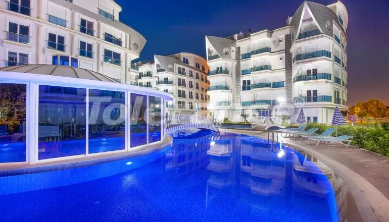 Apartment in Konyaaltı, Antalya with pool - buy realty in Turkey - 587