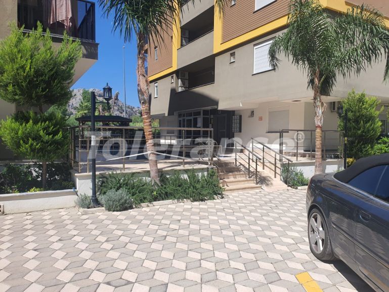 Apartment in Konyaaltı, Antalya with pool - buy realty in Turkey - 79651