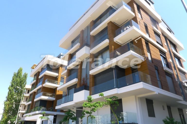 Apartment in Konyaaltı, Antalya with pool - buy realty in Turkey - 96606