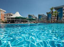 Apartment in Konyaaltı, Antalya with pool - buy realty in Turkey - 107607