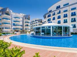 Apartment in Konyaaltı, Antalya with pool - buy realty in Turkey - 111348