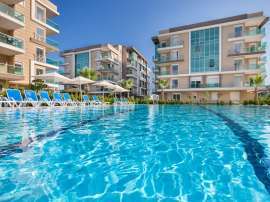 Apartment in Konyaaltı, Antalya with pool - buy realty in Turkey - 113542