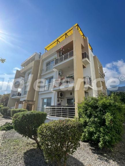 Apartment in Kyrenia, Northern Cyprus with pool - buy realty in Turkey - 81532