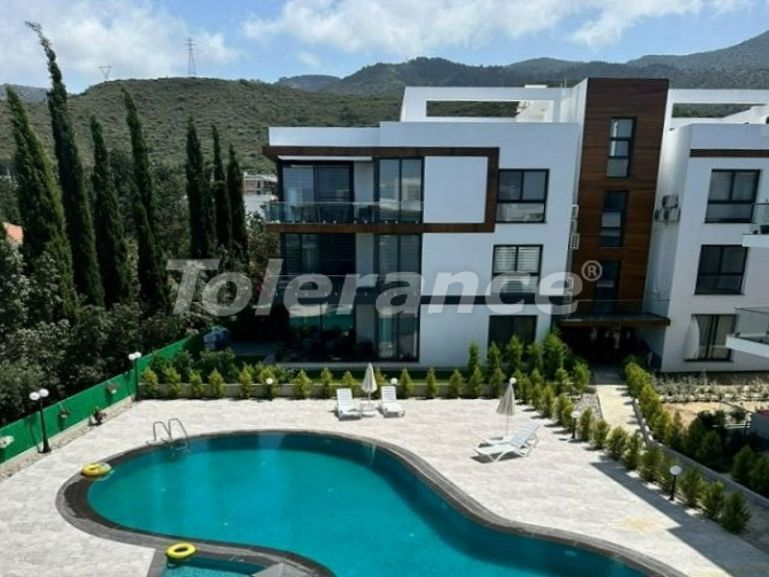 Apartment in Kyrenia, Northern Cyprus with pool - buy realty in Turkey - 98328