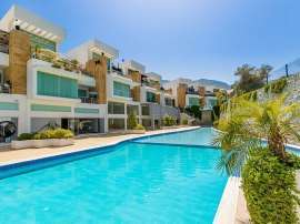 Apartment in Kyrenia, Northern Cyprus with pool - buy realty in Turkey - 73046