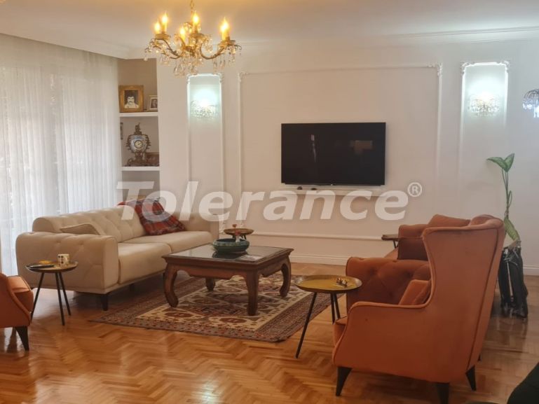 Apartment in Lara, Antalya - buy realty in Turkey - 116570