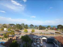 Hotel in Kemer with sea view - buy realty in Turkey - 113841