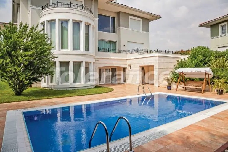 Villa in Beylikduzu, İstanbul with sea view with pool with installment - buy realty in Turkey - 20138