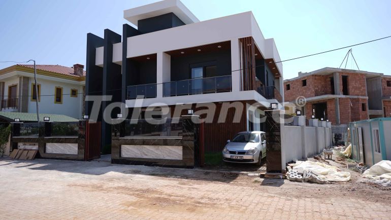 Villa from the developer in Döşemealtı, Antalya with pool - buy realty in Turkey - 43273