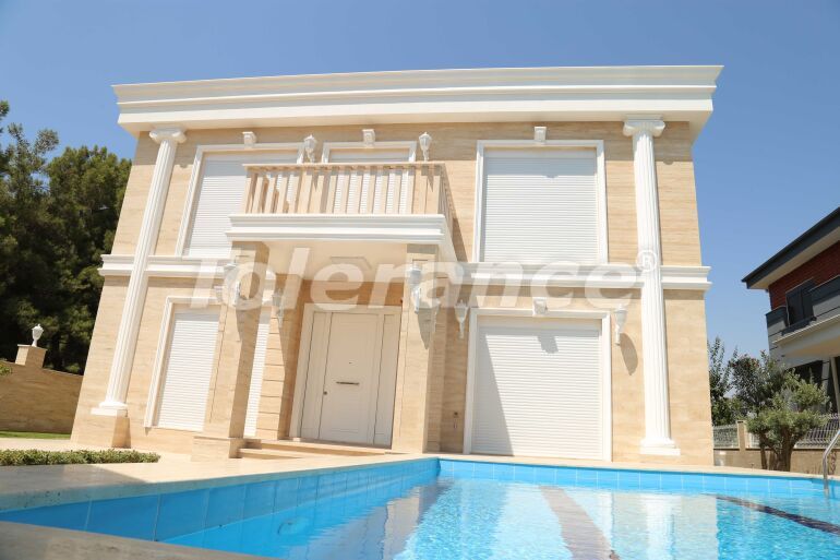 Villa in Döşemealtı, Antalya with pool - buy realty in Turkey - 58963